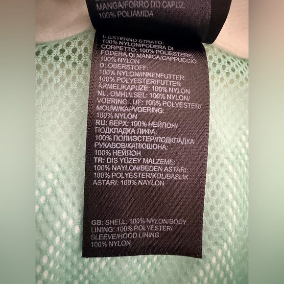 The North Face Women's Vibrant Teal Ski Jacket - Picture 10 of 11